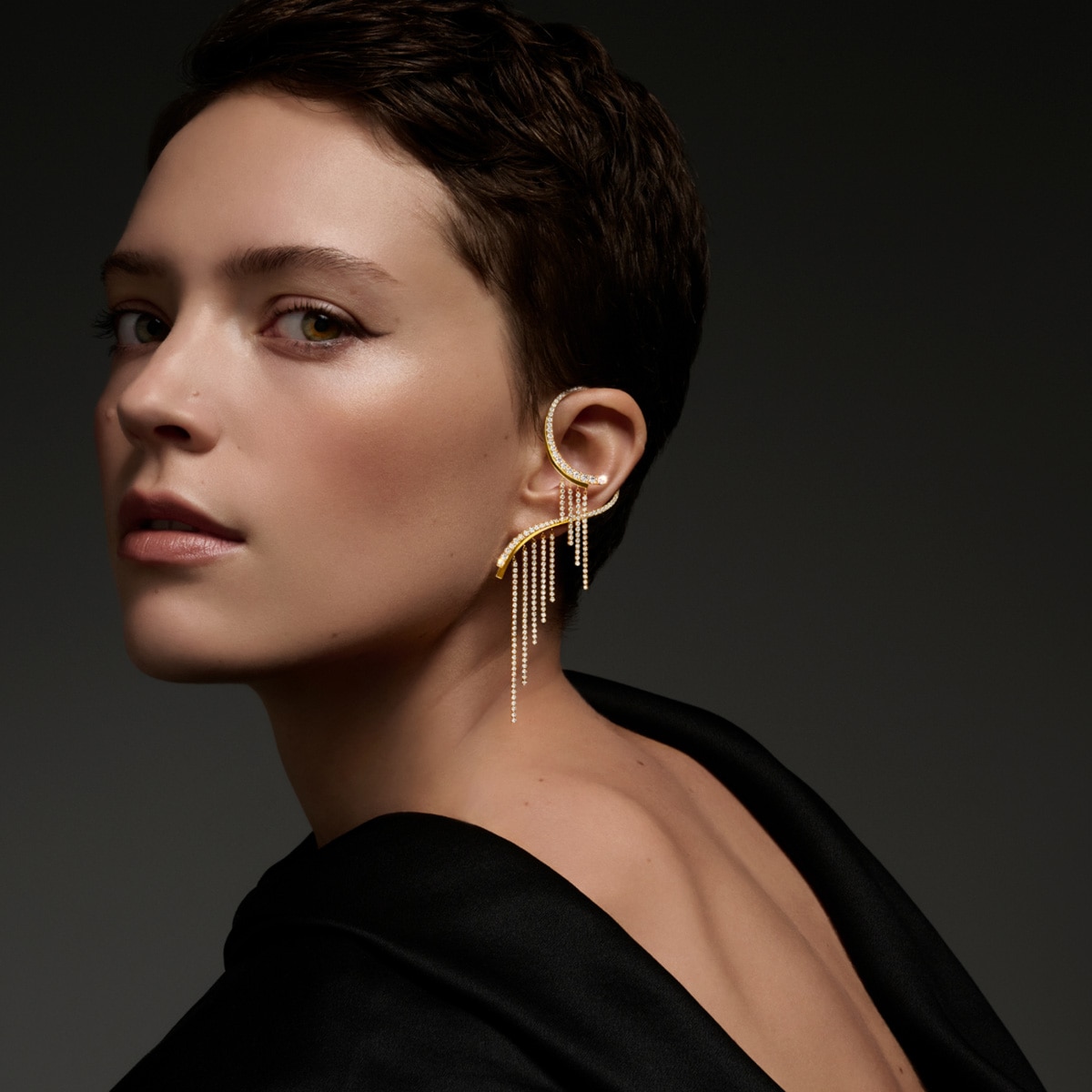 シャンデリアラディアント イヤーカフ | AHKAH / アーカー | 【公式