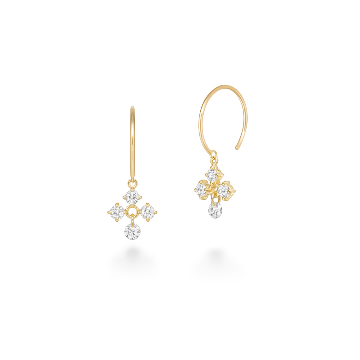 bata様専用【AHKAH】ビンドゥスノーピアス 18K/極美品 アクセサリー