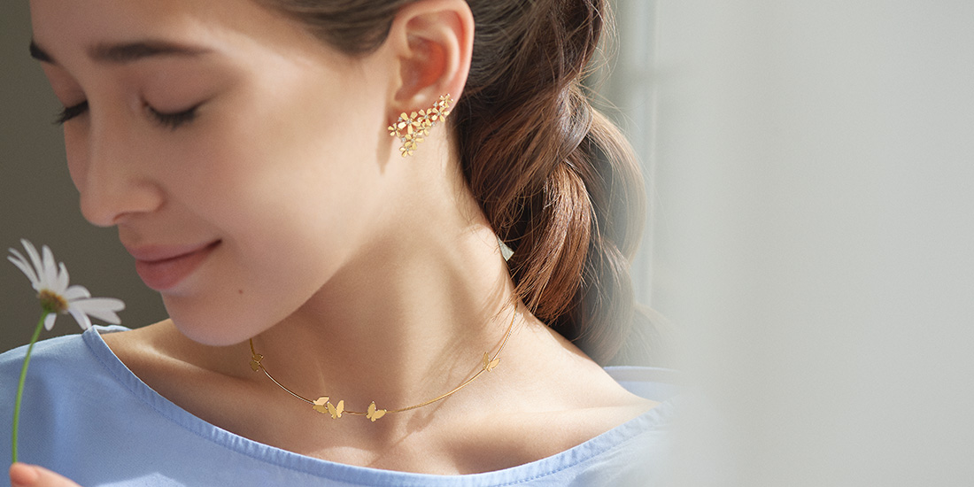 AHKAH 2019ss コサージュピアス（マルチカラー）、インセンスピアス 2019 SS | AHKAH Online Shop「アーカー公式通販サイト」